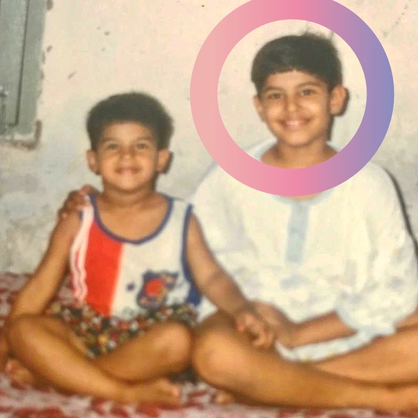 Parmish Verma Old pictures Childhood with his brother