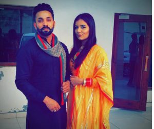 Dilpreet Dhillon with wife
